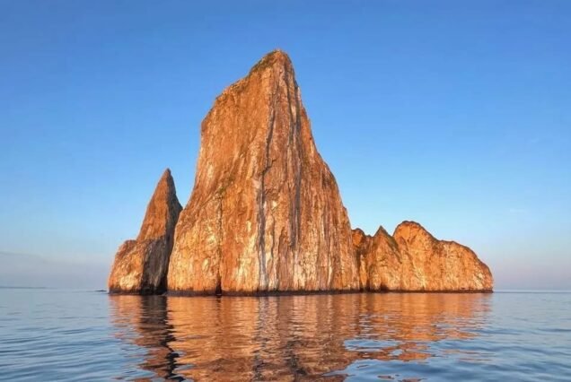 Kicker Rock - Daytour