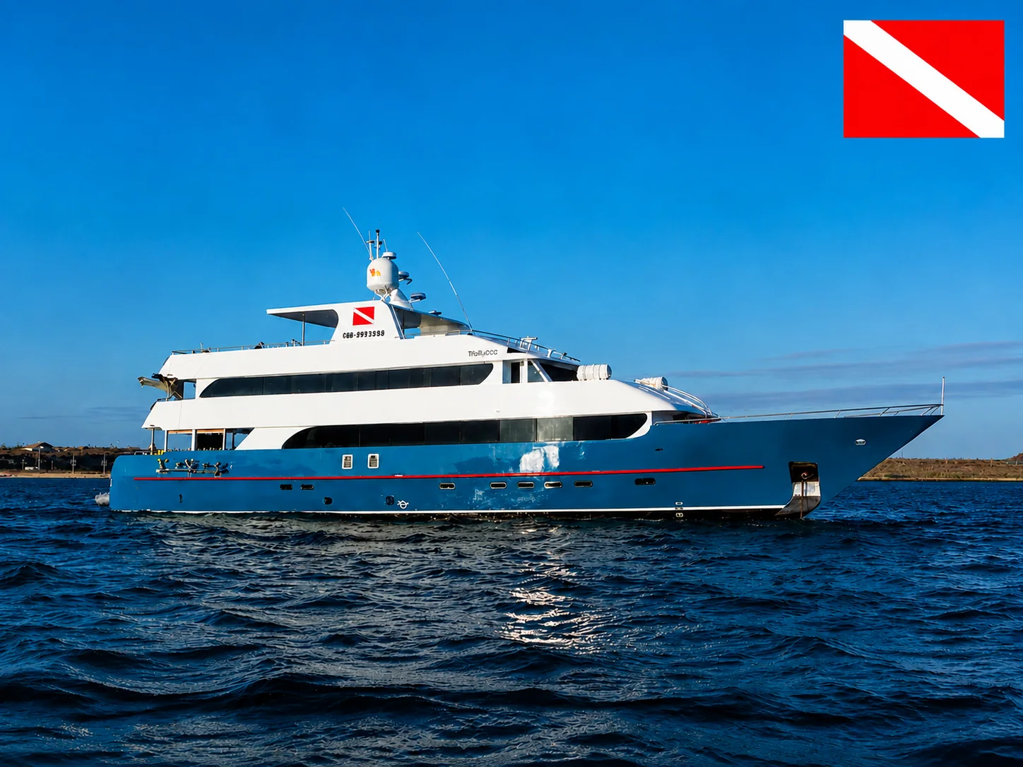 Specialized Galapagos diving liveaboard vessel