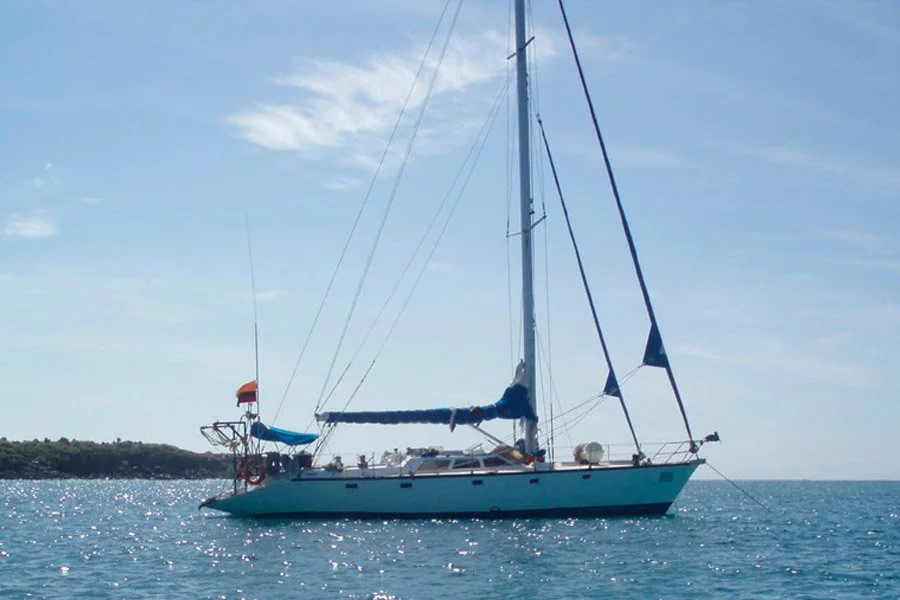 Economic Galapagos private cruise yacht